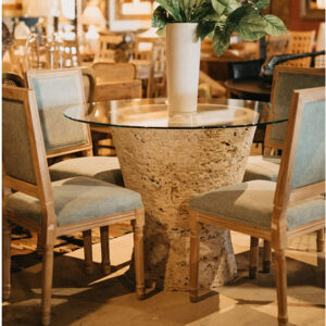 DININGTABLE005